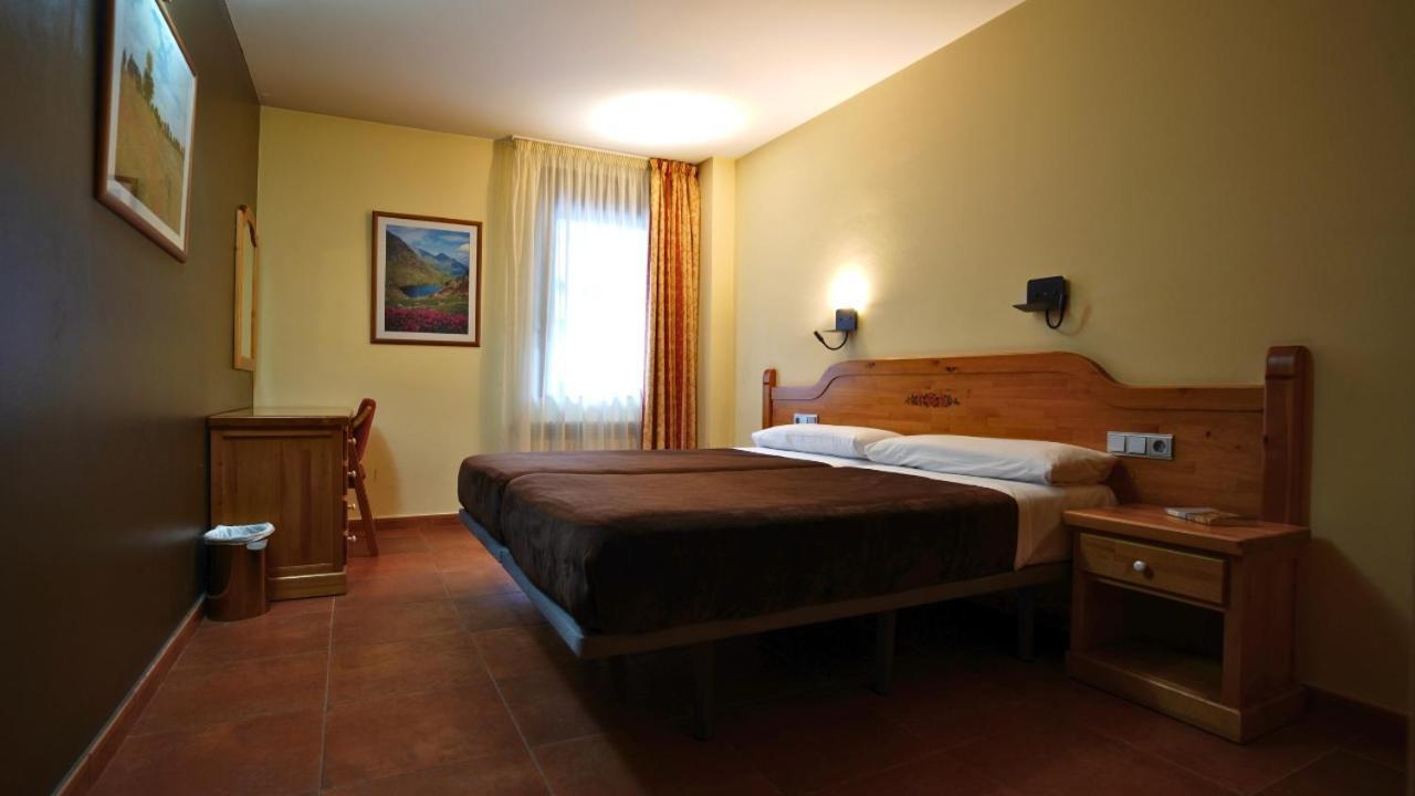 Apartaments Sant Moritz Arinsal Eksteriør bilde