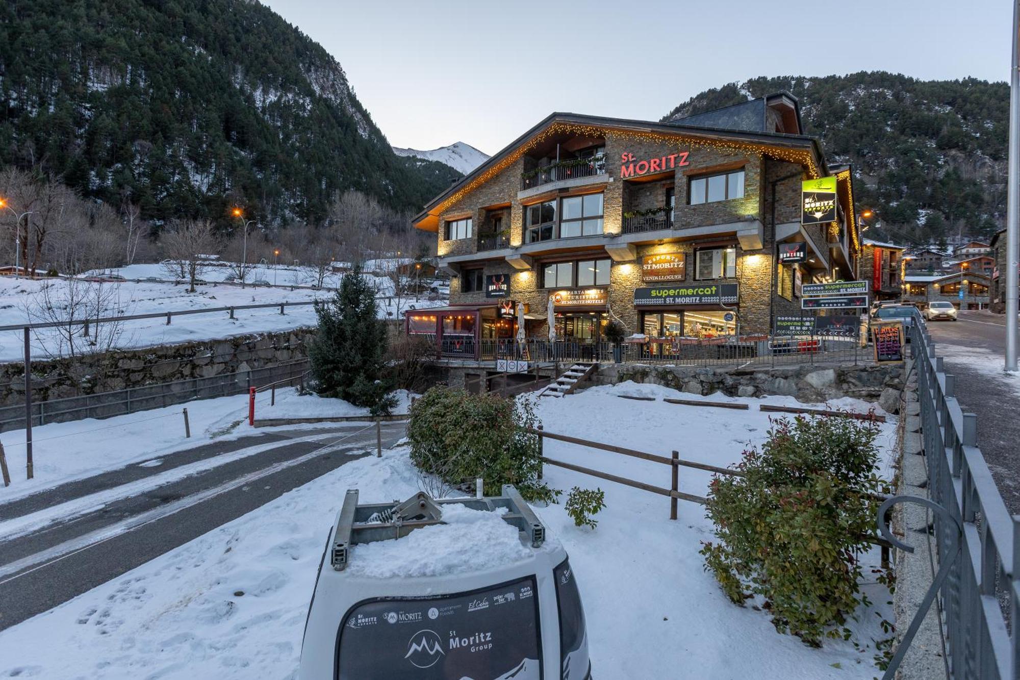 Apartaments Sant Moritz Arinsal Eksteriør bilde