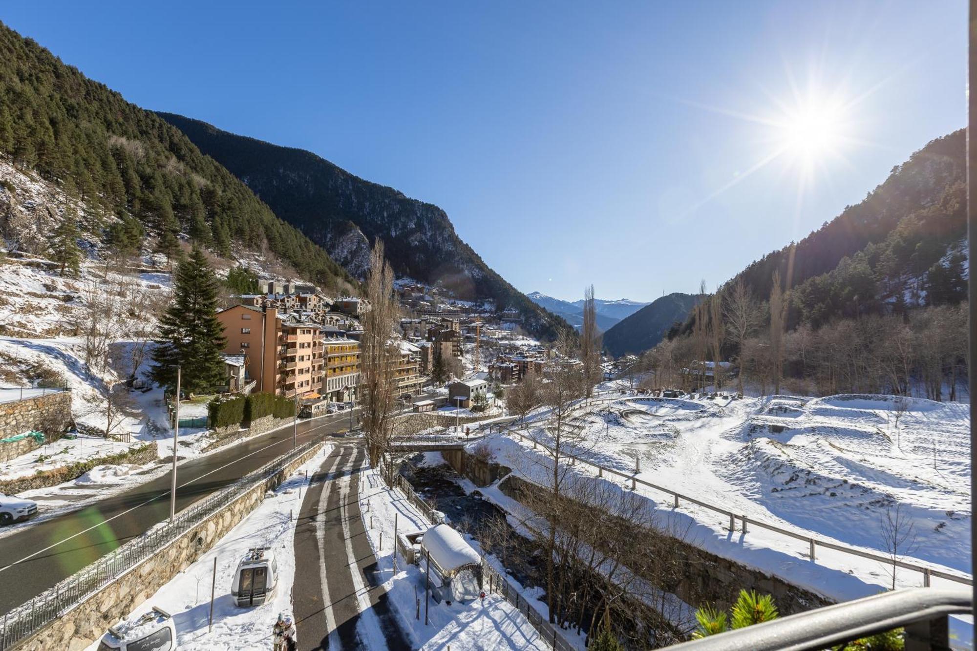 Apartaments Sant Moritz Arinsal Eksteriør bilde