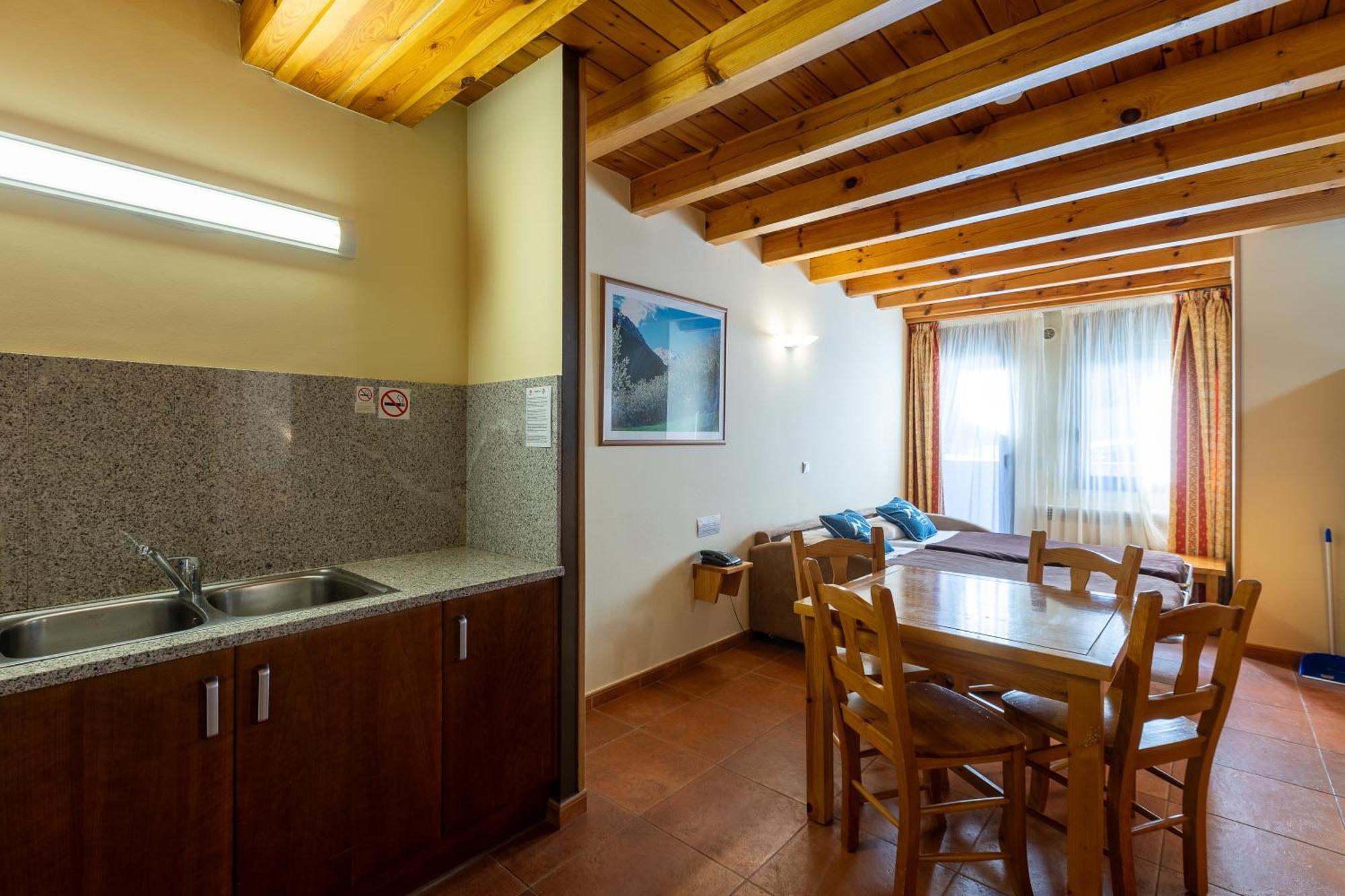 Apartaments Sant Moritz Arinsal Eksteriør bilde