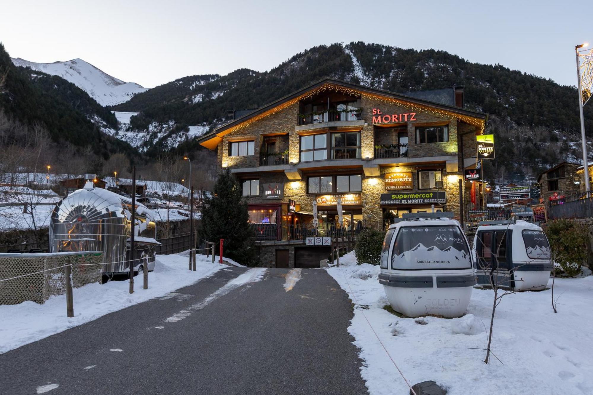 Apartaments Sant Moritz Arinsal Eksteriør bilde